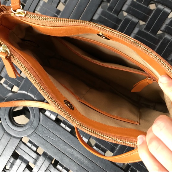 Camel toned genuine leather purse - Picture 6 of 9